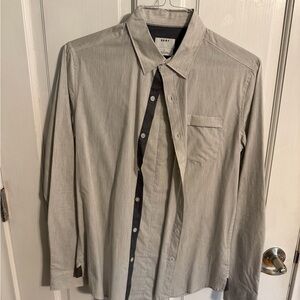 DKNY Men's Light Gray Casual Button-Down Shirt